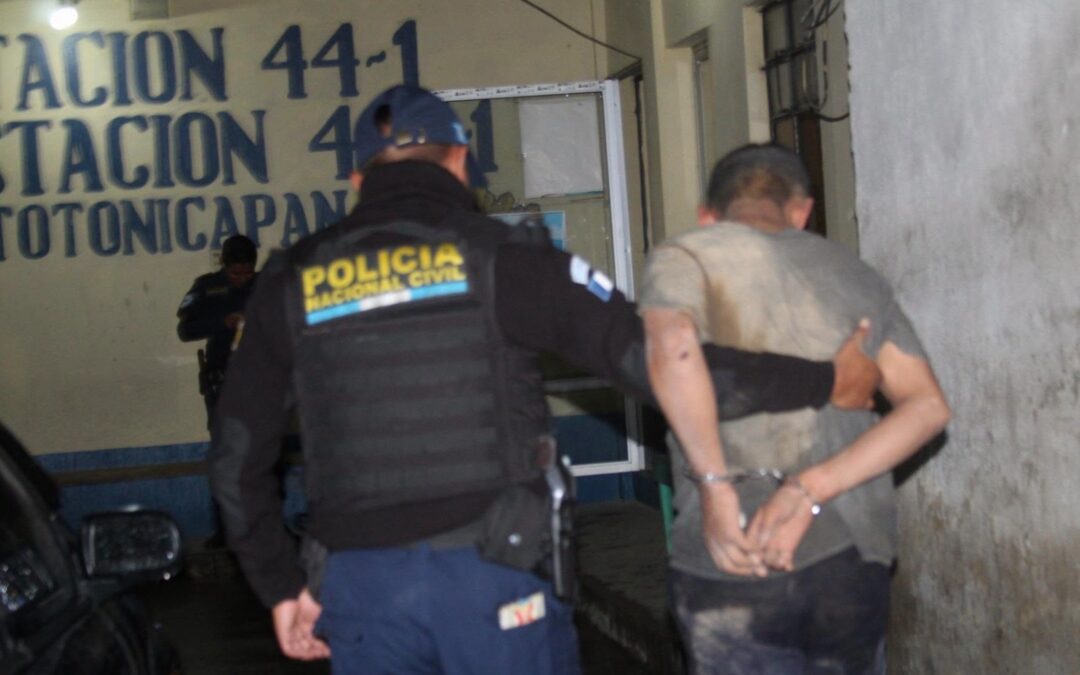 Despliegan operativos de búsqueda en Totonicapán tras la fuga de un reo del centro preventivo