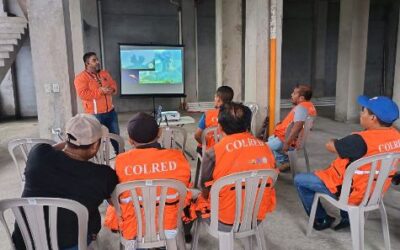 Conred imparte taller por actividad del volcán Santiaguito y condiciones del tiempo en El Palmar