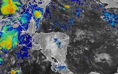 Ondas del Este y sistemas de baja presión provocarán intensas lluvias este fin de semana