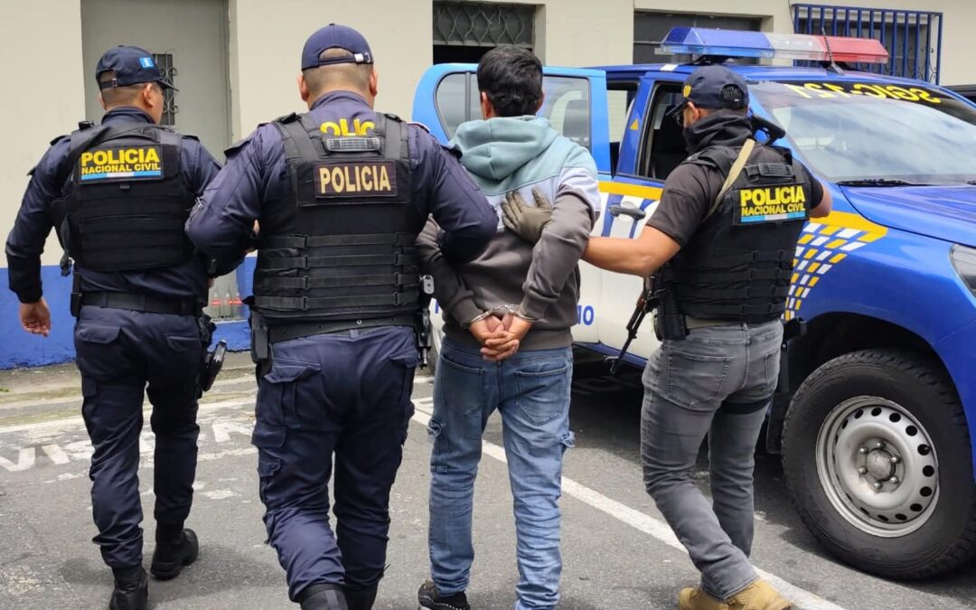 Expulsan de Guatemala a pandillero terrorista «Barrabás» y/o «Zorro»