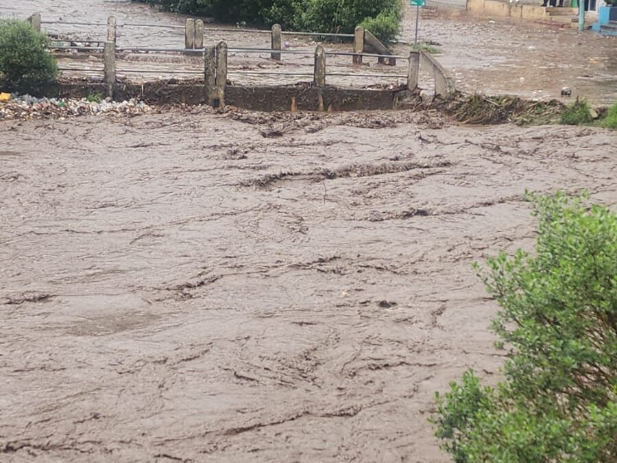 Inundación en San Carlos Sija por desbordamiento de rio Samalá
