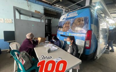 Jornada oftalmológica gratuita brinda atención a pacientes en Quetzaltenango