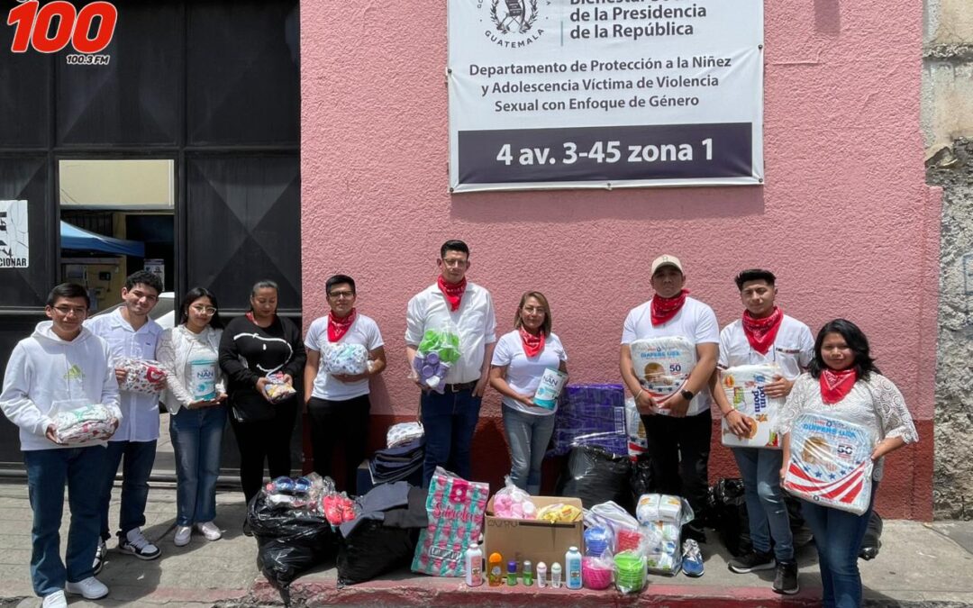 Estudiantes de Derecho del Cunoc entregan víveres a hogar de protección para niñez víctima de violencia