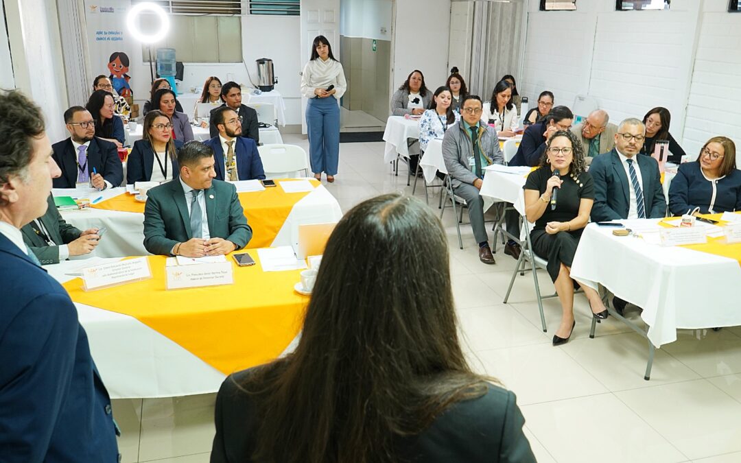 Tras 18 años de cierre, Guatemala afina protocolos para reactivar adopción internacional