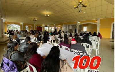 Cierre del primer club de lectura para docentes en Quetzaltenango