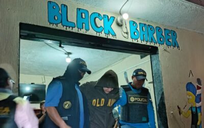 Autoridades capturan a presuntos distribuidores de droga en Chimaltenango y Santa Rosa
