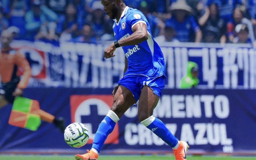Cruz Azul golea 6-0 a Comunicaciones y conquista la Copa Fundadores 2026.