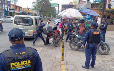 PNC continúa en Quetzaltenango plan «Semáforo Seguro»