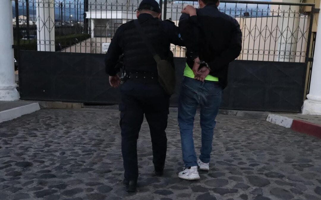 PNC reporta capturas en Quetzaltenango y Escuintla por «Plan Semáforo Seguro»