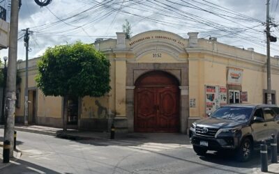 ¿Cuál es el avance de construcción de edificio municipal en Salcajá?