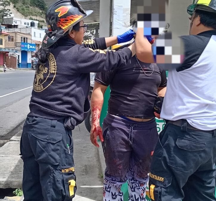Motociclista resulta herido tras colisión con un vehículo en la entrada a Totonicapán