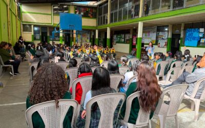 Capacitan en escuela sobre gestión de emociones