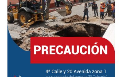 Cierran paso en la 4ª calle, zona 1 de Quetzaltenango, debido a problema en drenaje