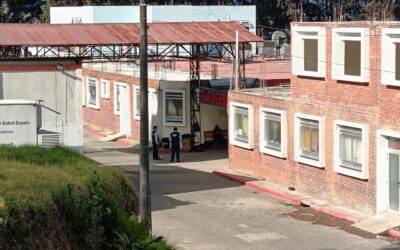 Trasladan a hombre al HRO por quedar soterrado