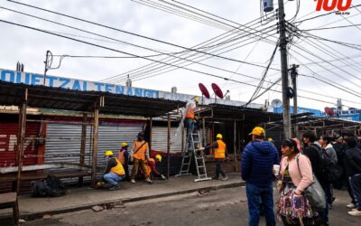 Trabajos de mantenimiento en zona 3 de Quetzaltenango generan movimiento de vendedores.