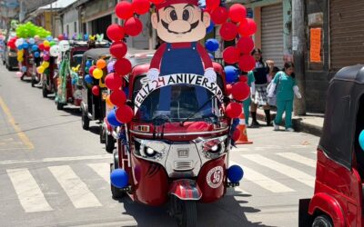 Asociación de Mototaxis de Totonicapán celebra 24 años con desfile y servicio gratuito.