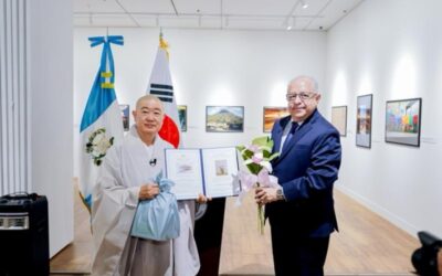 Guatemala celebra a Miguel Ángel Asturias en Corea con cultura, café e indumentaria maya