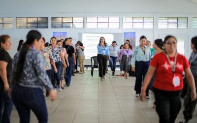 Fortalecen capacidades para acompañar a las familias de Occidente.