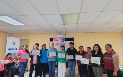 Concluye curso de Sublimación y Estampado en Xela con entrega de reconocimientos.