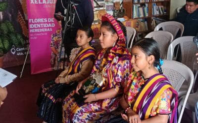 Develan fotografía de la actual Pequeña Flor del Pueblo en el Museo Ixkik’.