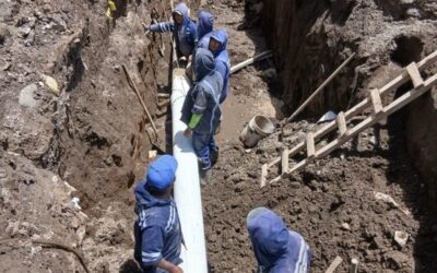 Restablecen servicio de agua potable en zona 8 de Xela tras trabajos de EMAX.