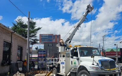 Instalan y reprograman semáforos en la zona 3 de Quetzaltenango