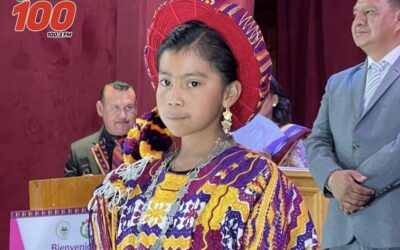 Niña quetzalteca celebra su triunfo y dedica su logro a su madre.