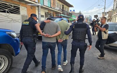 PNC arresta a presuntos asaltantes en zona 7 de Guatemala