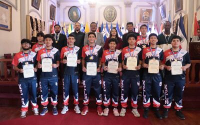 Juramentan a equipo de baloncesto que participará en Juegos Nacionales