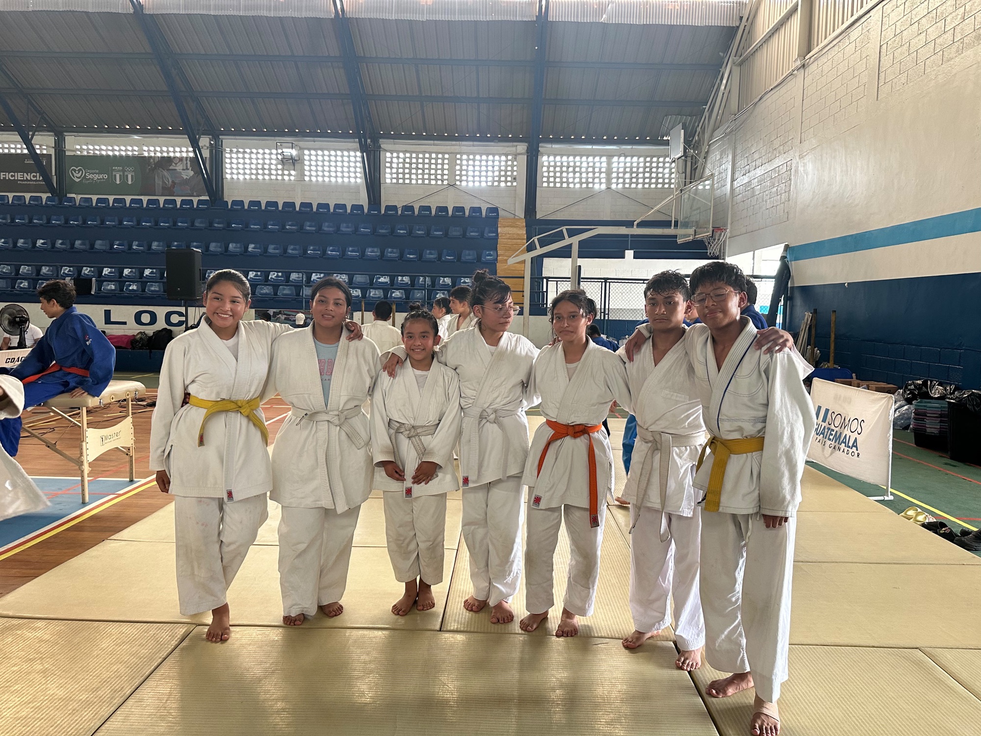 ccc84bac-d204-4ae5-a16d-36a57f834de8-1.jpg