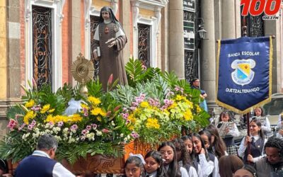 Colegio Encarnación Rosal conmemora 140 años de la Pascua de su fundadora.