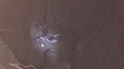 Motorista sobrevive de milagro tras caer a zanja de 6 metros en Retalhuleu