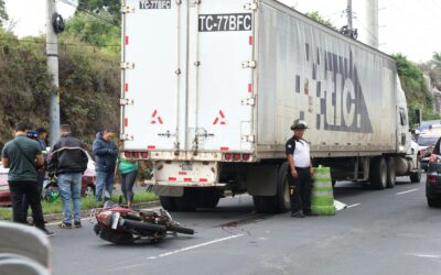 Motorista muere en accidente de tránsito en Mixco