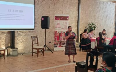 Amuted desarrolla foro-conversatorio por el Día de la Mujer Indígena