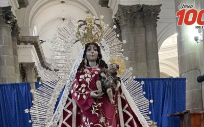 Virgen del Rosario luce ajuar inspirado en fotografías antiguas