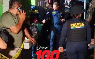 Un hombre muerto y una mujer herida en ataque armado en taquería en Retalhuleu