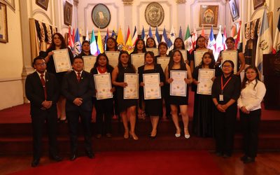 Municipalidad de Quetzaltenango gradúa a 50 estudiantes en cursos técnicos y abre convocatoria vacacional