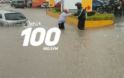 Intensa lluvia provoca inundaciones en varios puntos en Quetzaltenango