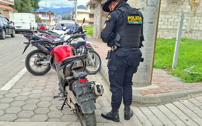 PNC recupera en Quetzaltenango motocicleta con reporte de robo