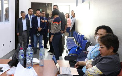 Supervisan clínicas de odontología en el Cunoc