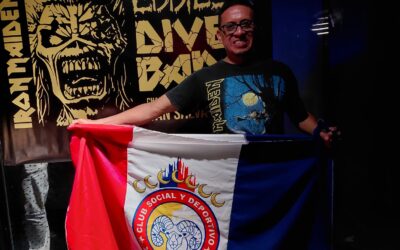 Aficionados quetzaltecos y seguidores de Xelajú MC se hacen presentes en el concierto de Iron Maiden en El Salvador