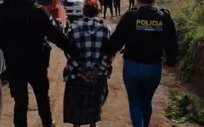 Capturan a mujer por tráfico de personas y pedir terrenos como garantía