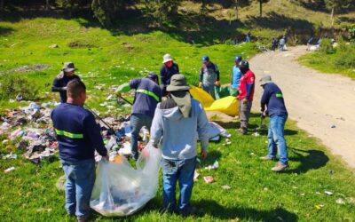 Retiran 10 metros cúbicos de basura en la zona 10 de Quetzaltenango
