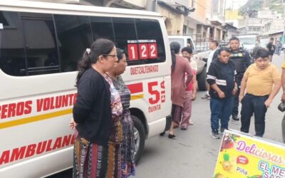 Hombre presenta fractura en pierna al ser arrollado por camión
