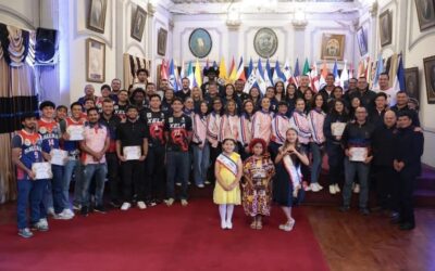 Juramentan a selecciones de baloncesto de Quetzaltenango que competirán a nivel nacional