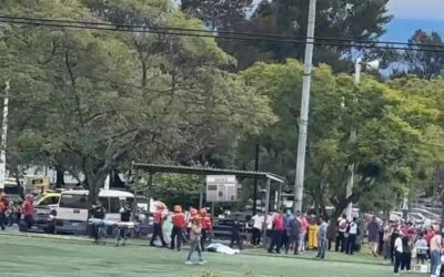 Ataque armado en Campo Marte deja dos fallecidos; reportan preliminarmente que una víctima sería Solórzano Foppa