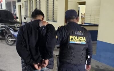 Capturan en Petén a hombre con cuatro órdenes de aprehensión